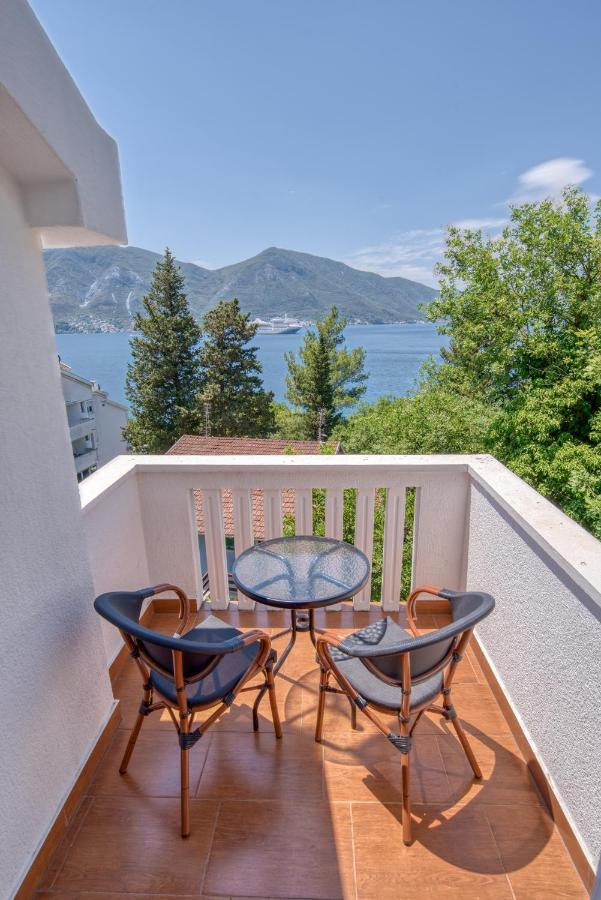 Apartment Elegant Kotor Exteriör bild