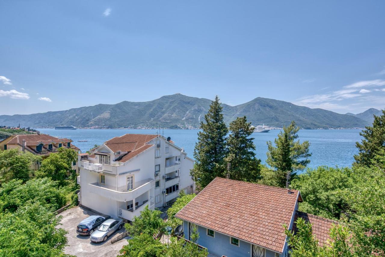 Apartment Elegant Kotor Exteriör bild